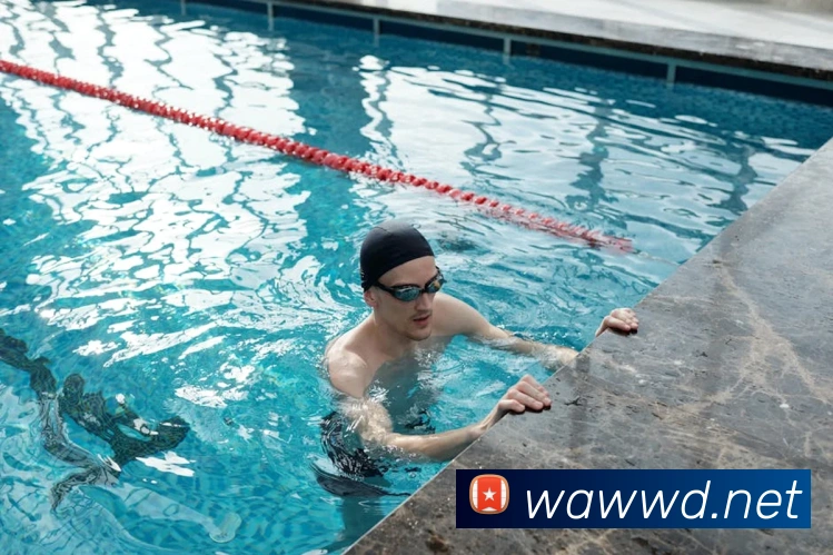 问鼎娱乐APP 高清赛事图